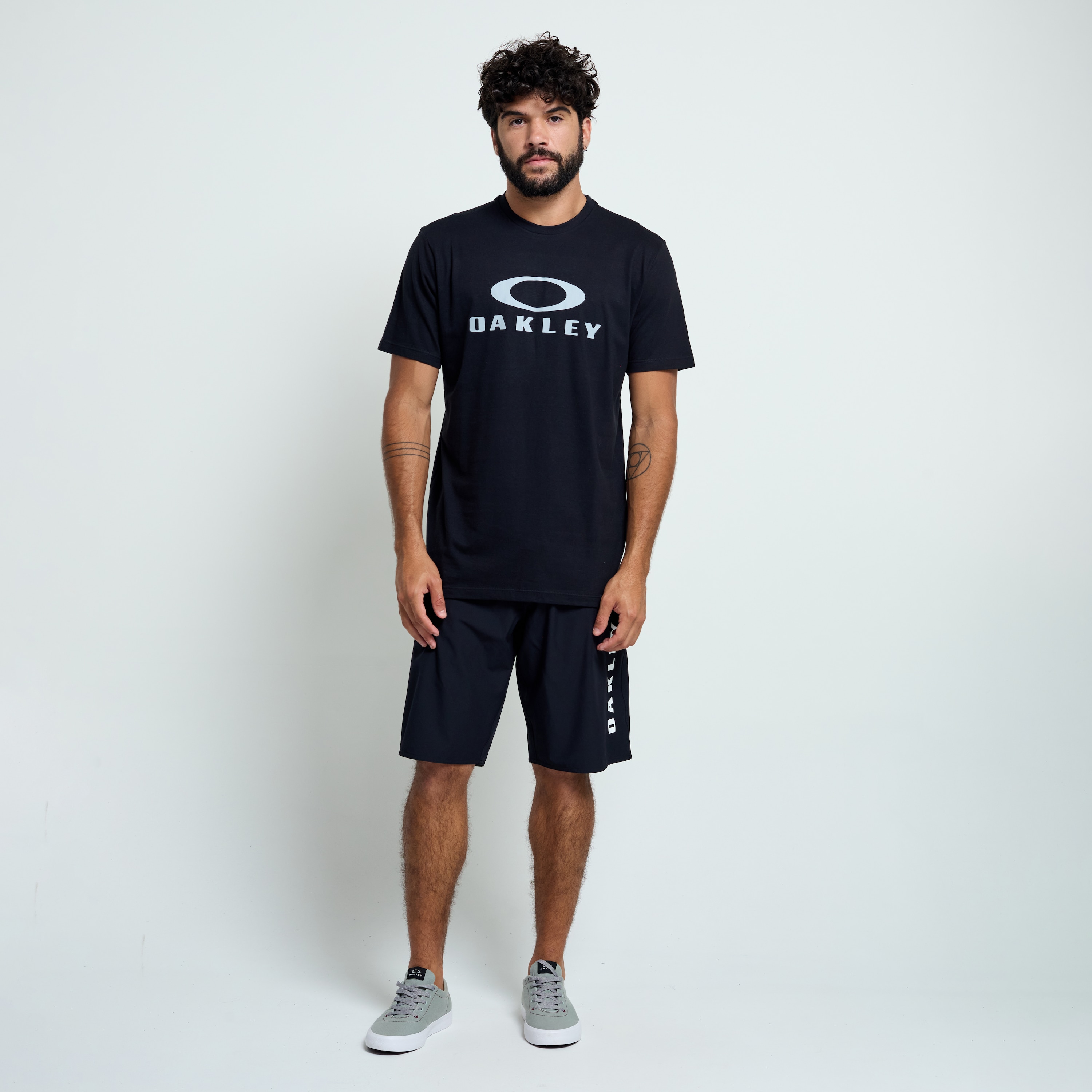 Oakley Camiseta O-Bark Ss Tee em Jet Black | Oakley® BR