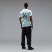 Waterscape Hibiscus Tee - Frost