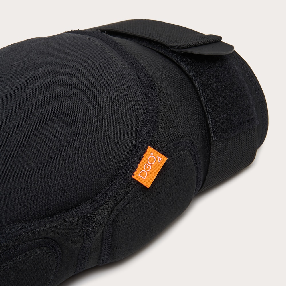 Oakley Men's Drop In D3O Knee Guard Pad - FOS901490-02E