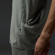 Latitude Veil Tank - Cement