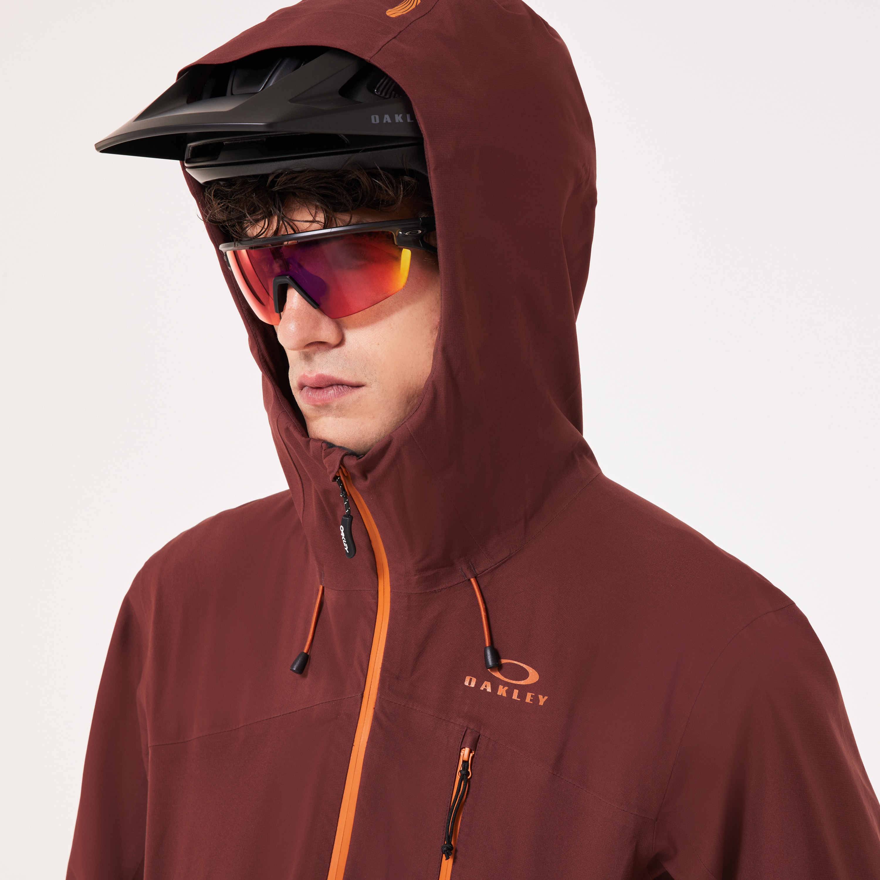 Oakley Elements Ultra Shell Jacket 2.0 - Grenache | Oakley® US