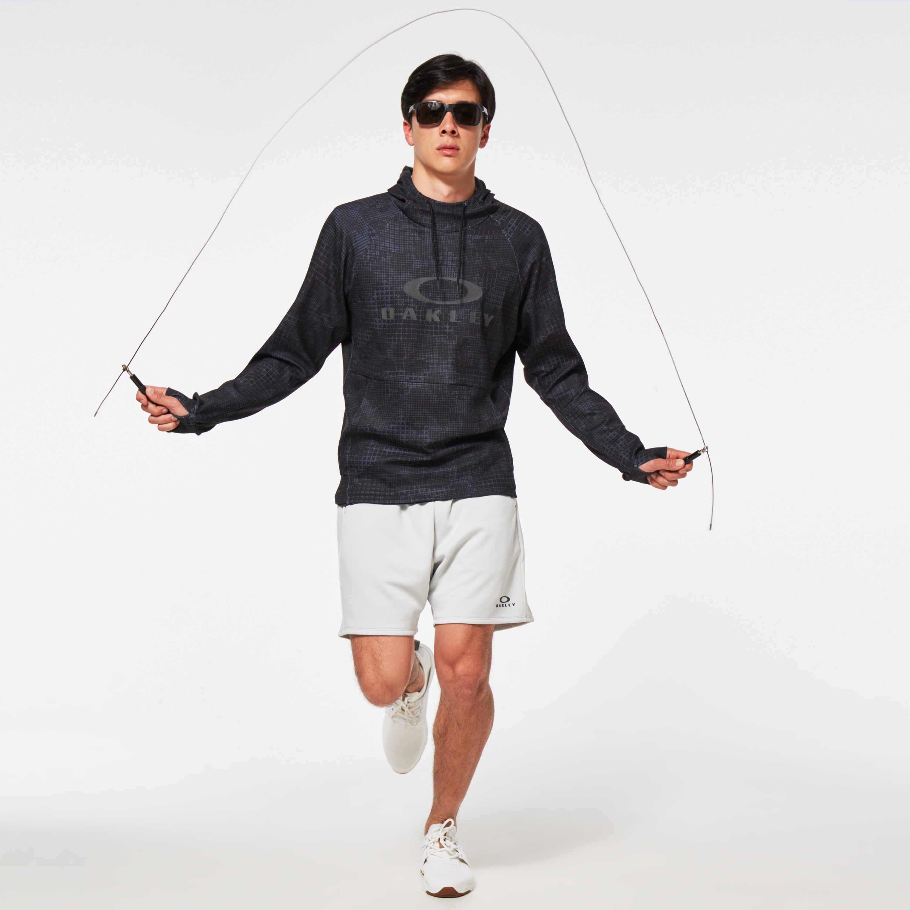 Oakley Fleece Training Short 6 - Cool Gray 2 | Oakley® US