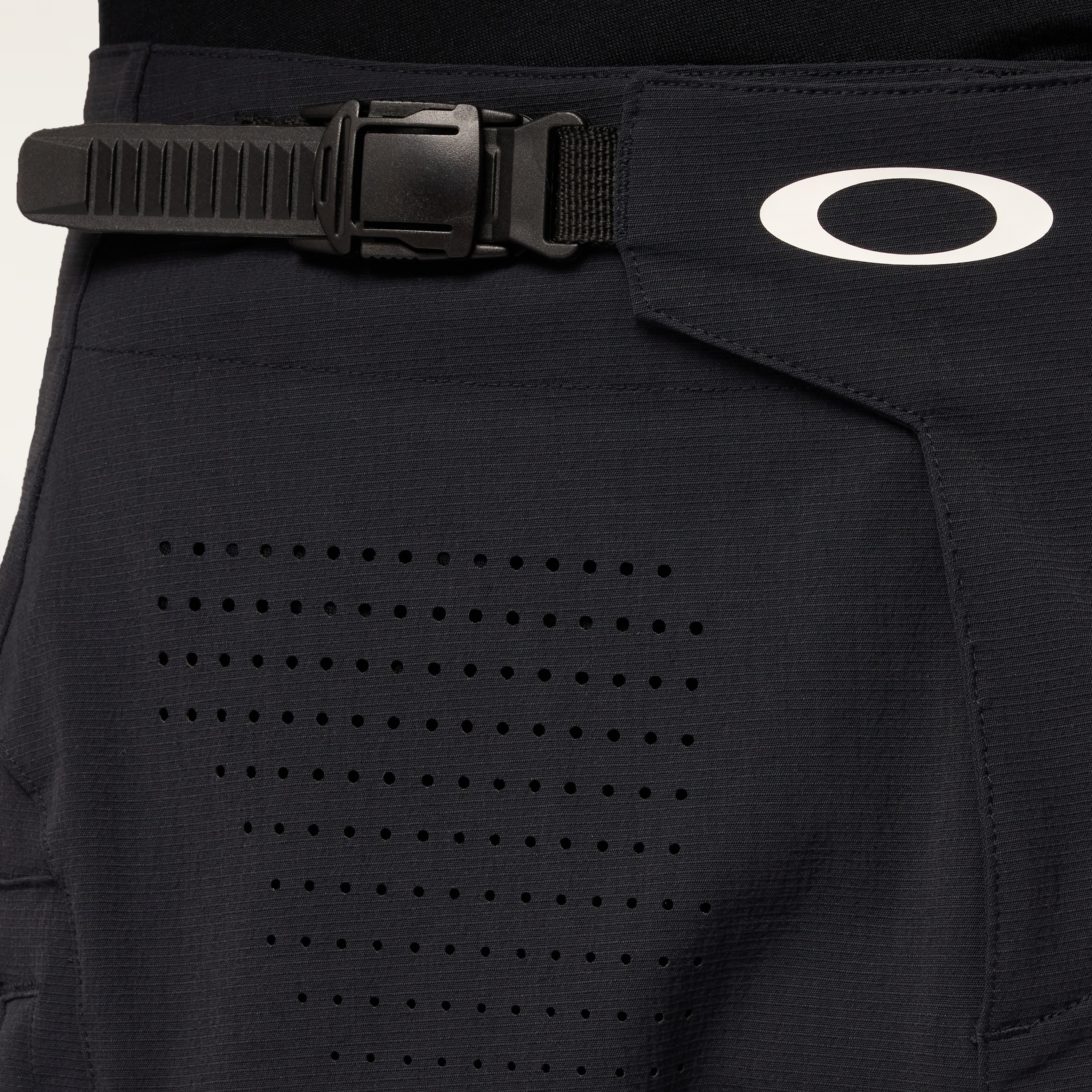 アィク%m41303936780 オークリー Seeker Edge Pant Blackout | オークリー公式ストア 日本