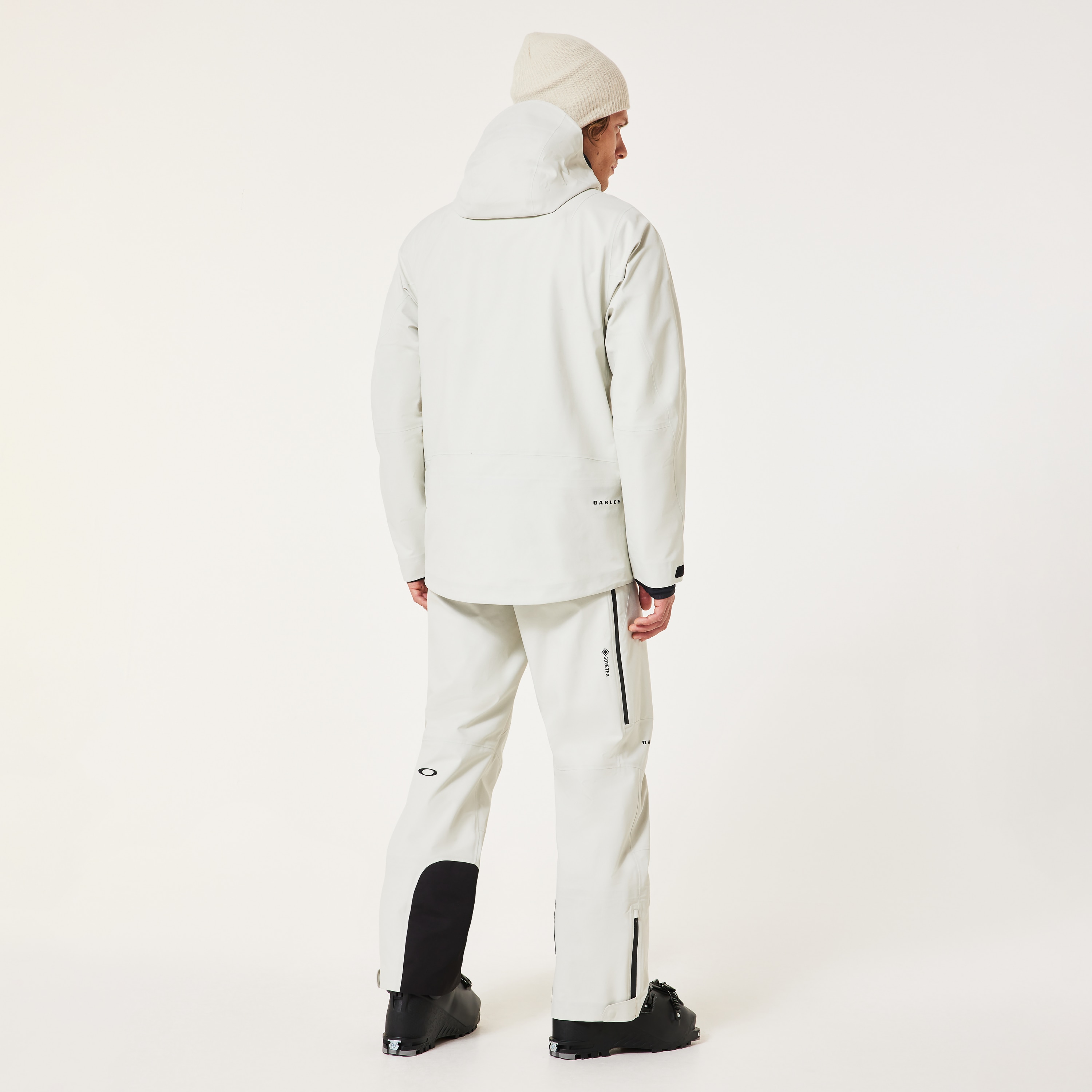 Oakley Bowls Gore-Tex Shell Jacket - Mist | Oakley® US