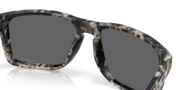 Standard Issue Holbrook™ XL - Molten Silver