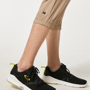Radiant Flexible Cropped Pants 3.0 - Rye