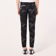 Elevate Earth Graphic Tapered - Black Print