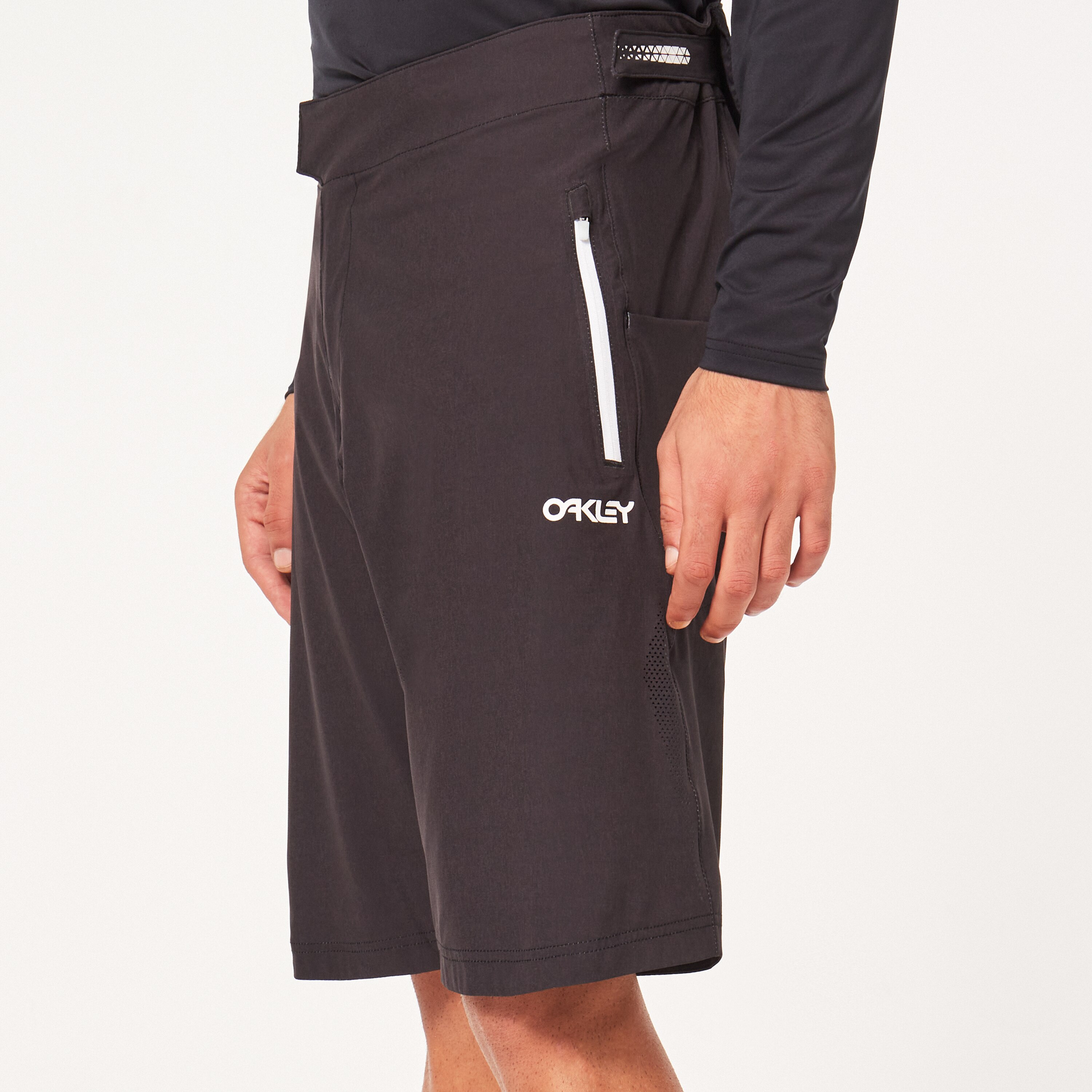 Oakley Reduct Berm Short - Blackout | Oakley® US