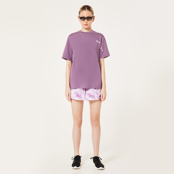 Radiant Fabulous Box Tee 9.0