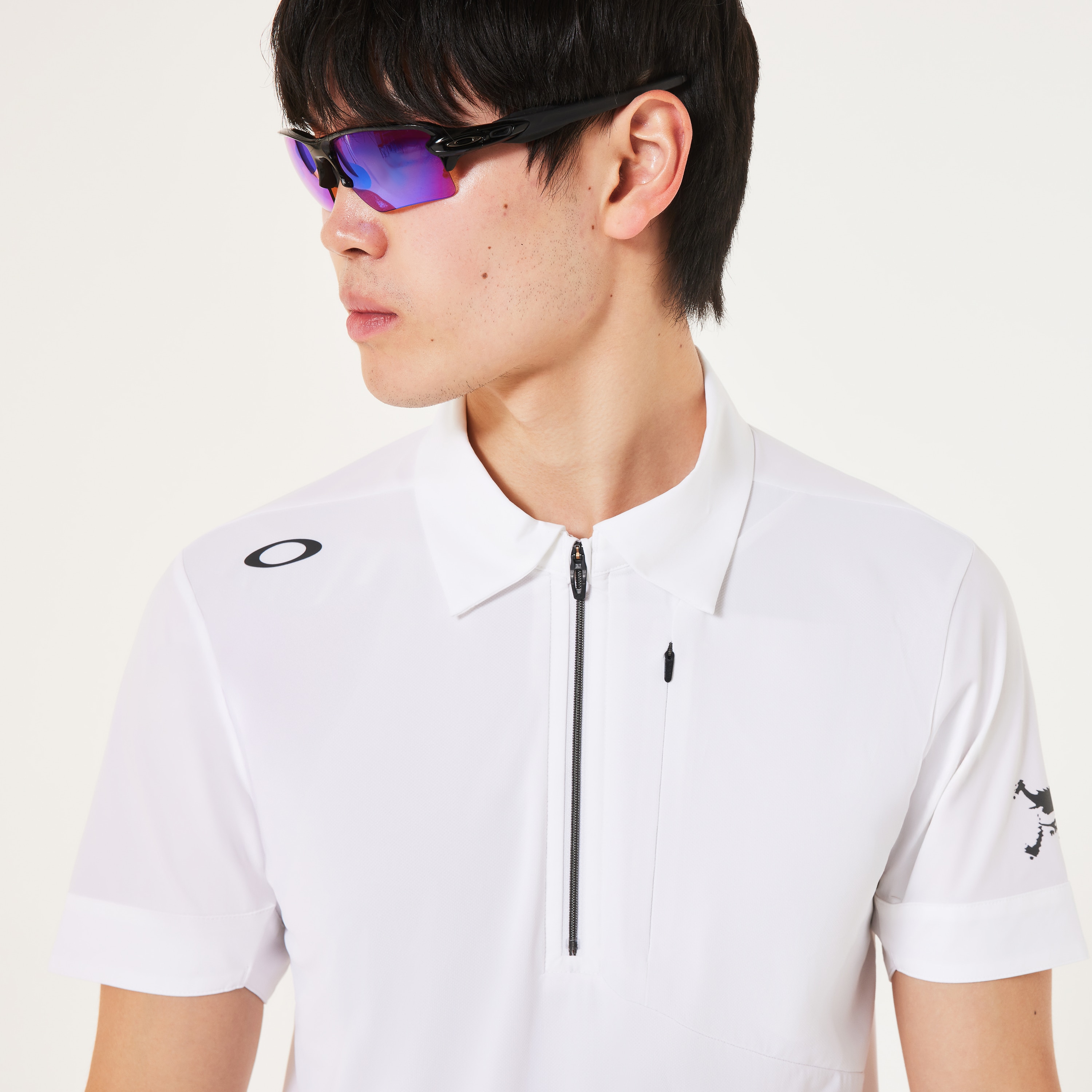 Oakley Skull Ideally Hybrid Zip Shirt - White | Oakley® US