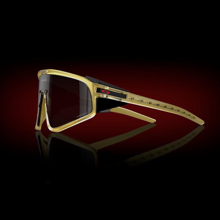 Latch™ Panel Patrick Mahomes II Collection Prizm Black Lenses, Gold