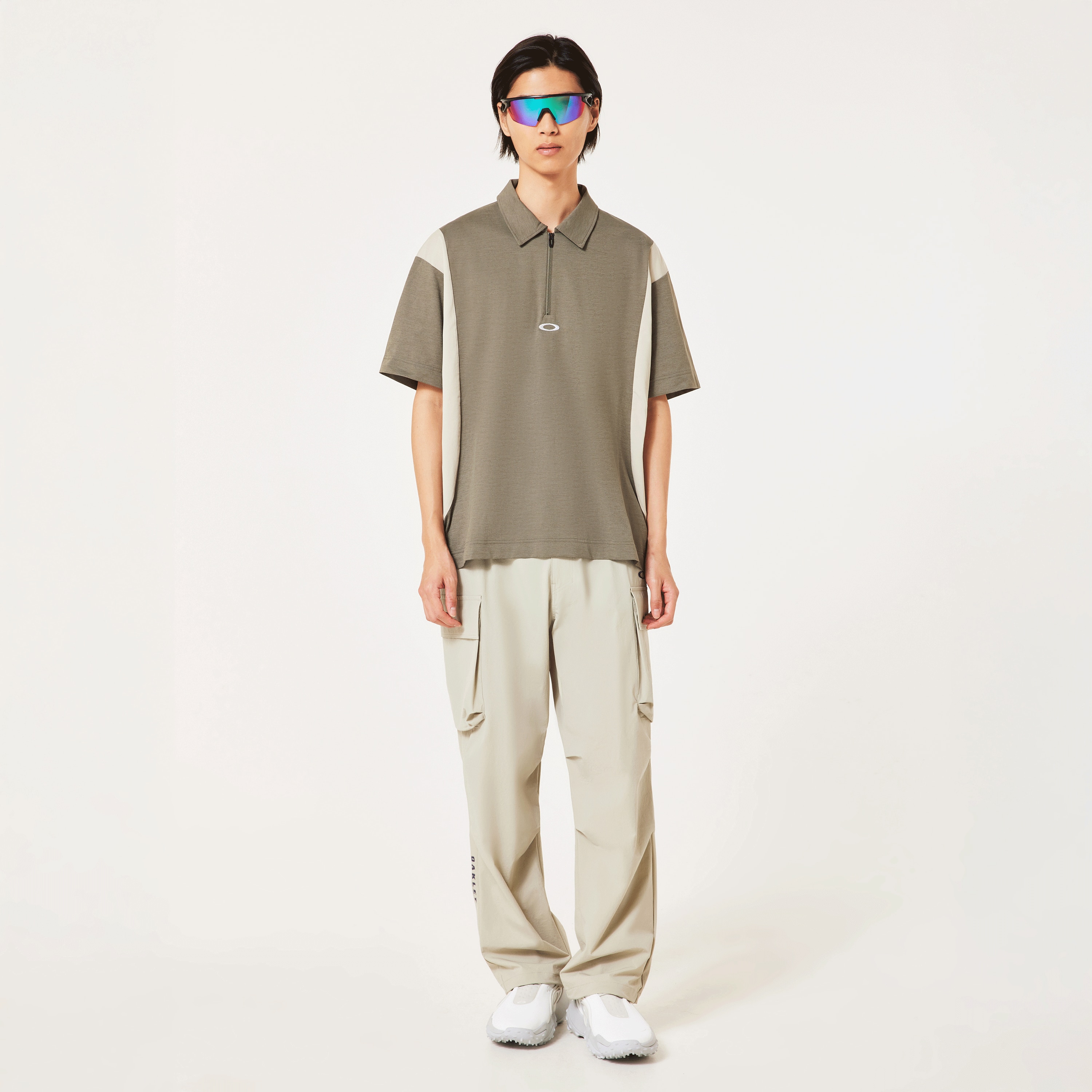 Oakley O-Sync Pack O-Shape Shirt - Blackout | Oakley® 日本