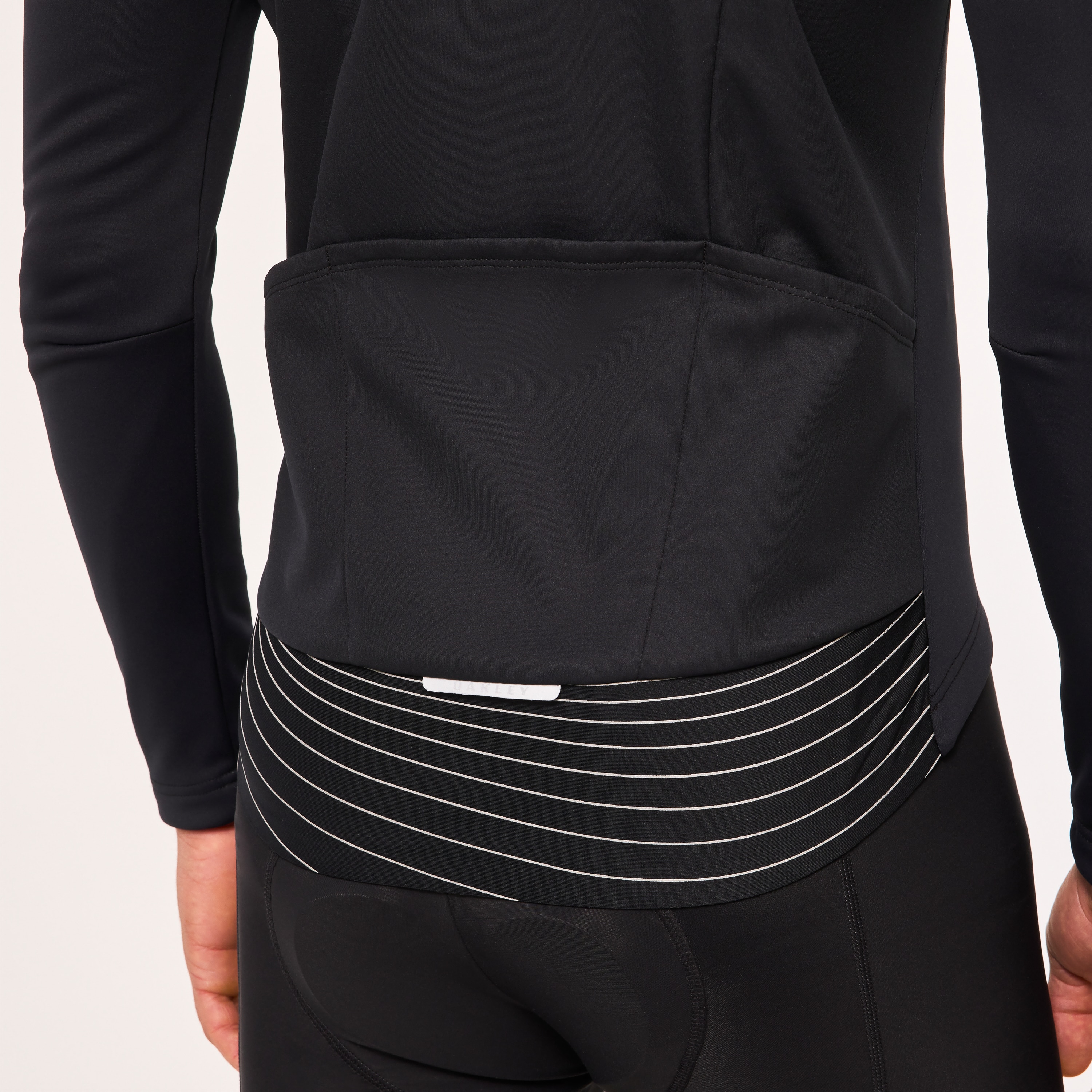 Oakley Endurance Ultra Gore-Tex Road Jacket - Blackout | Oakley® US