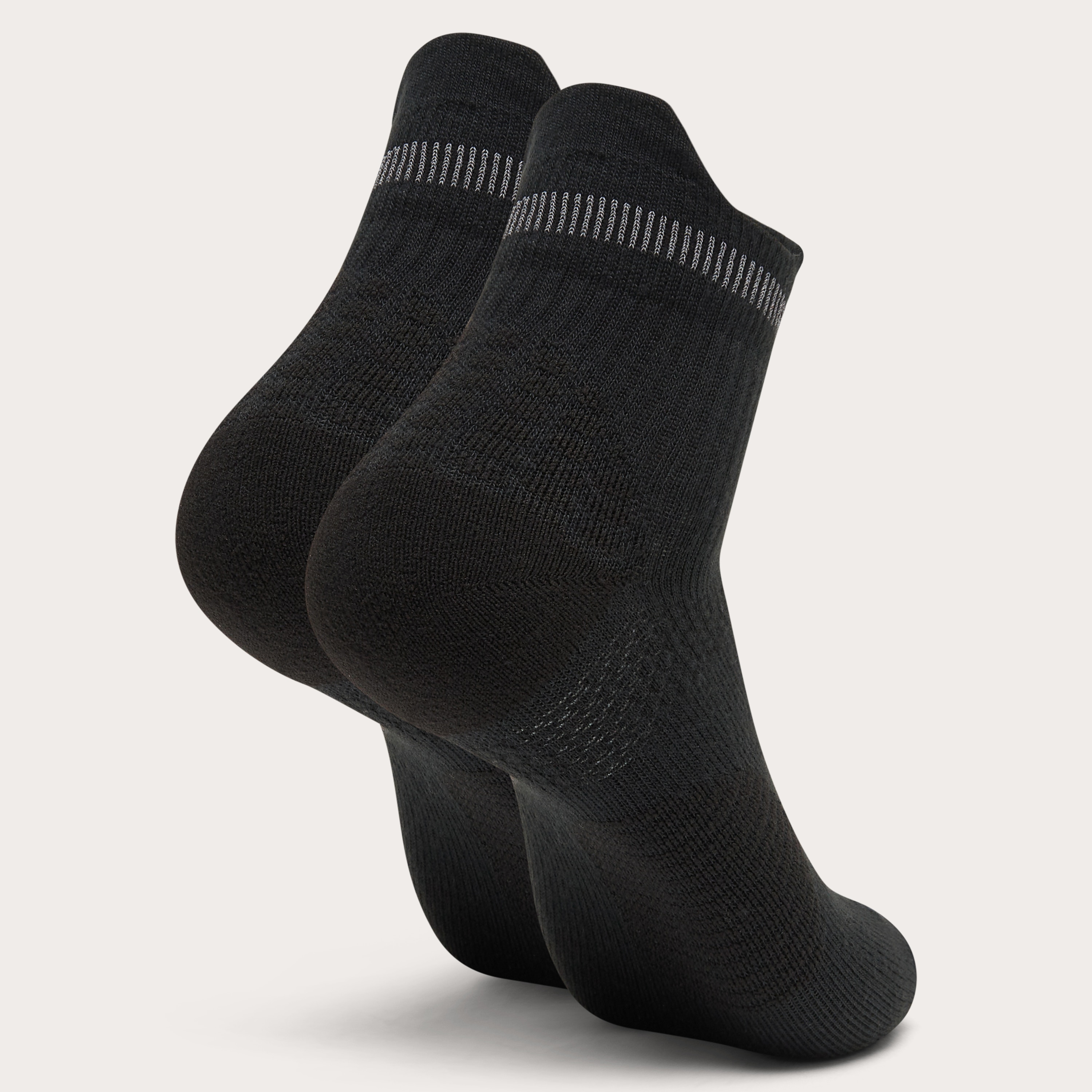 Oakley Pursuit Running Sock - Blackout | Oakley® US