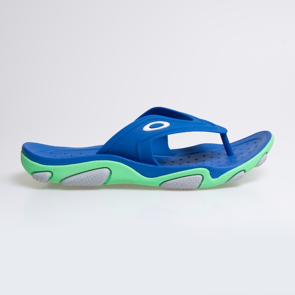 Chinelo Oakley Titan