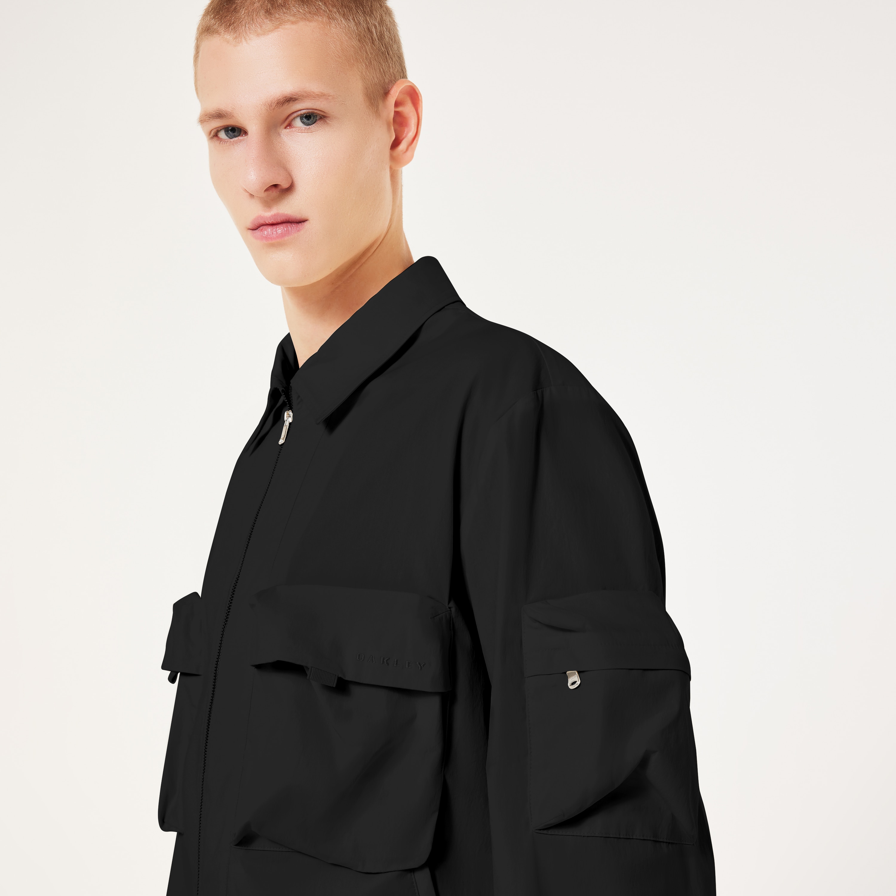 Oakley Reserve Full Zip Jacket - Blackout | Oakley® US