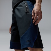 Tidal Short - Pitch Black