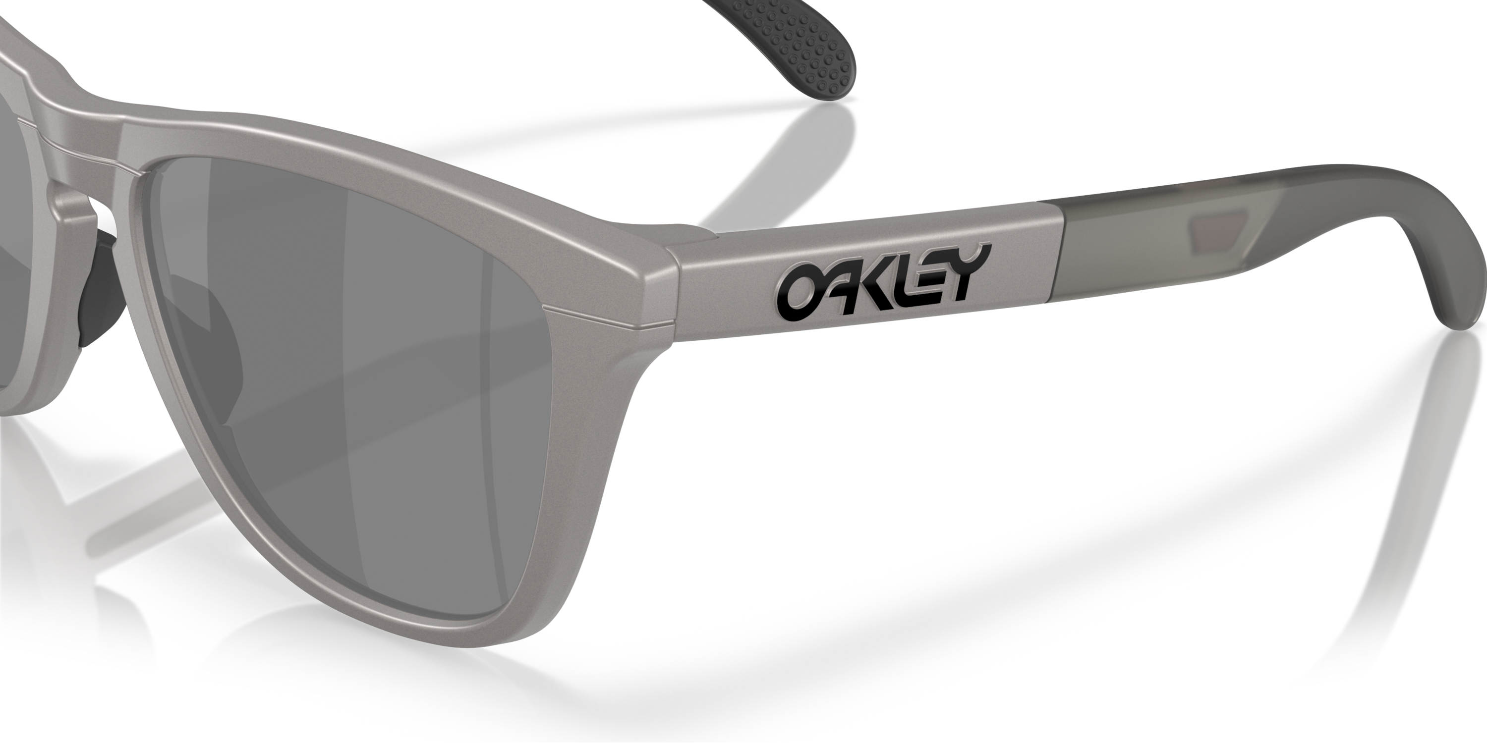 Frogskins™ Range Alloy Collection Prizm Black Polarized Lenses