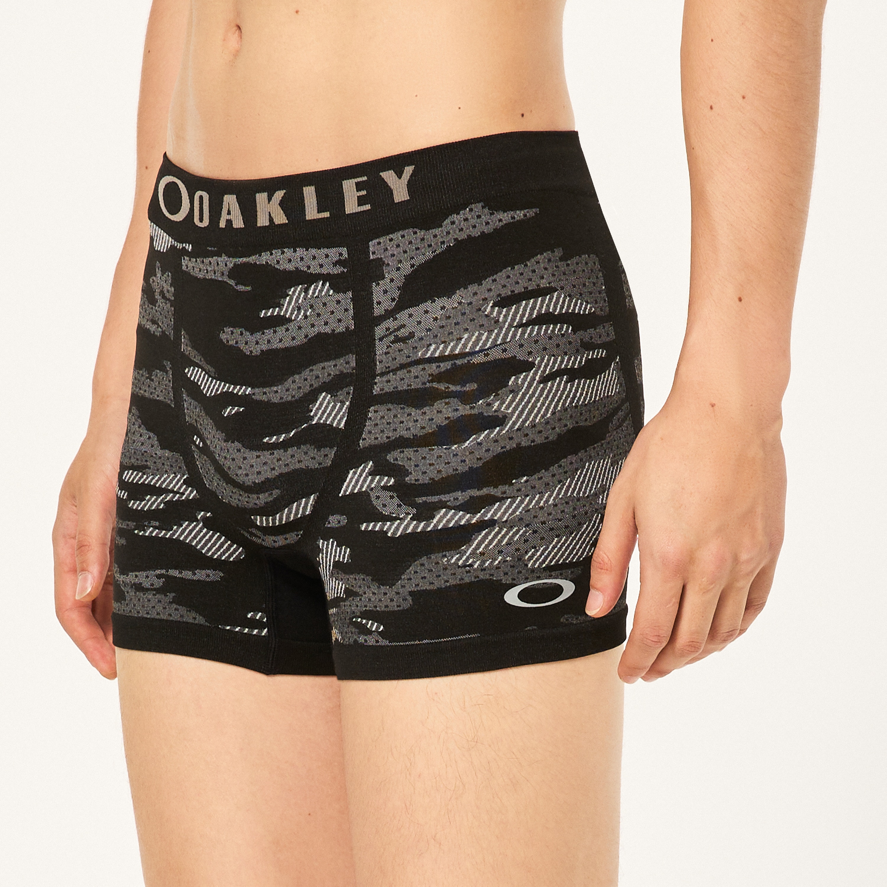オークリー6点セット　130&140センチ 楽天市場】オークリー【OAKLEY】ジュニア Enhance Tech Jersey