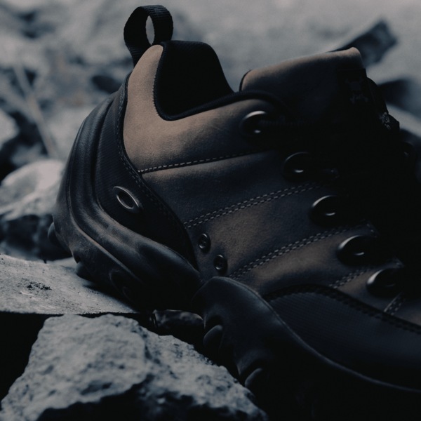 Tênis Oakley Airstrip x GDLP