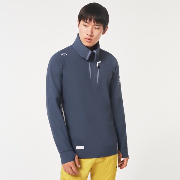 Skull Synchronism Aloft Mock Neck Skull Synchronism Aloft Mock Neck