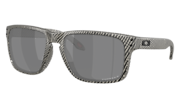 Holbrook™ XL