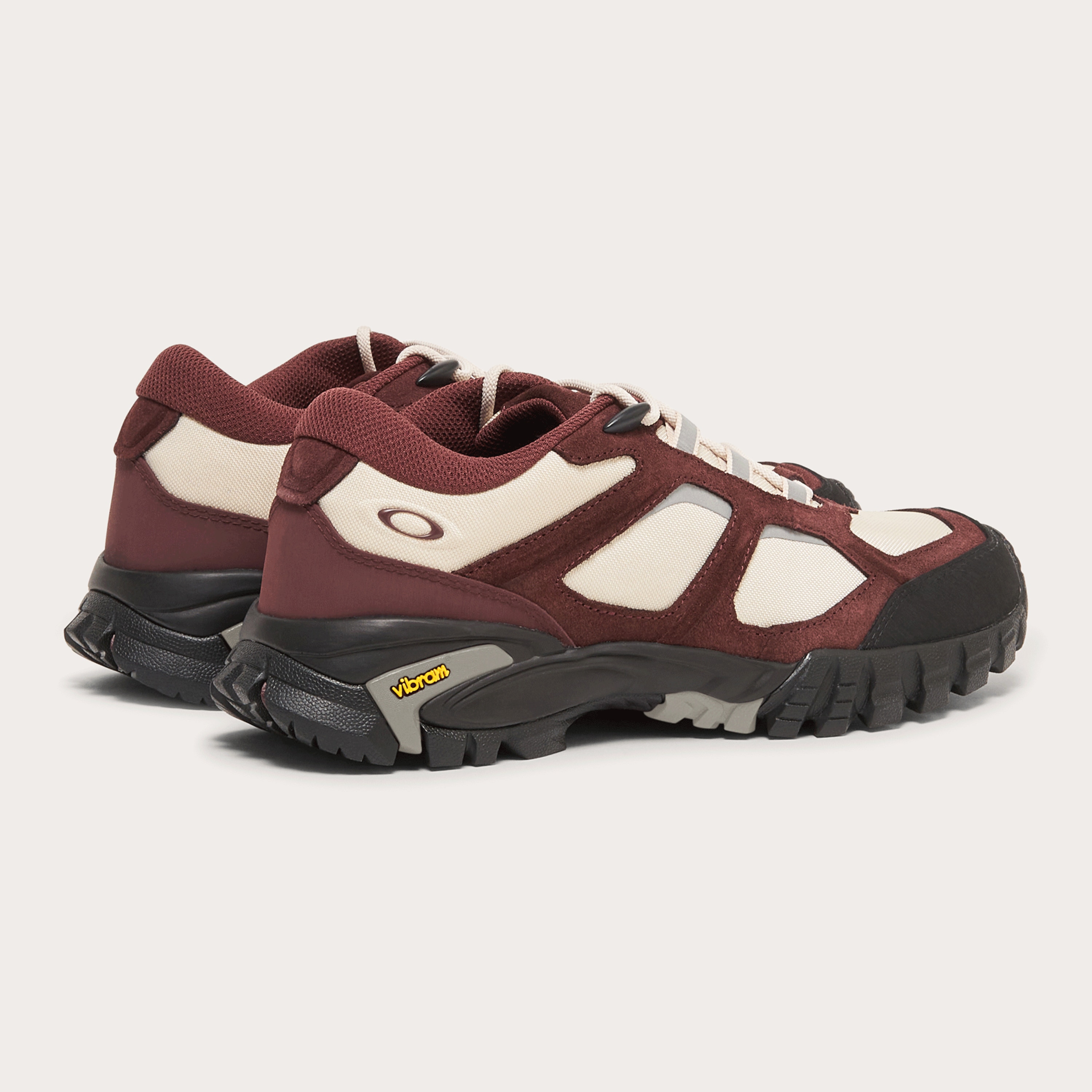 ★Oakley★Sierra Terrain★大人気★ Oakley Sierra Terrain - Grenache - FOF100541-9B2 | Oakley® US