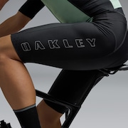 Endurance Bib - Pitch Black