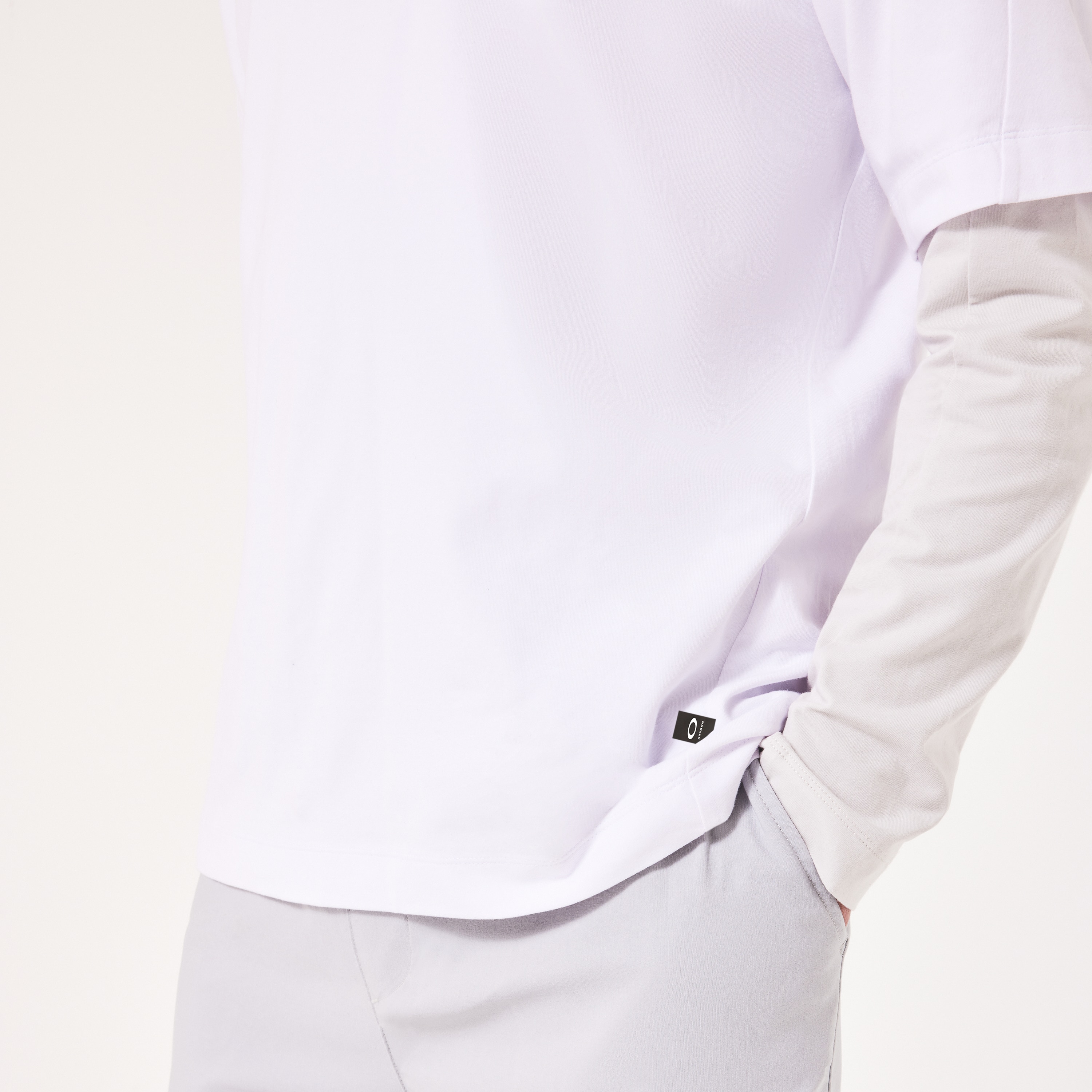 Tシャツ・カットソー OAKLEY Men T Shirts FOA406854 100 White Amazon.com: Oakley Men's Long Sleeve, White : Clothing