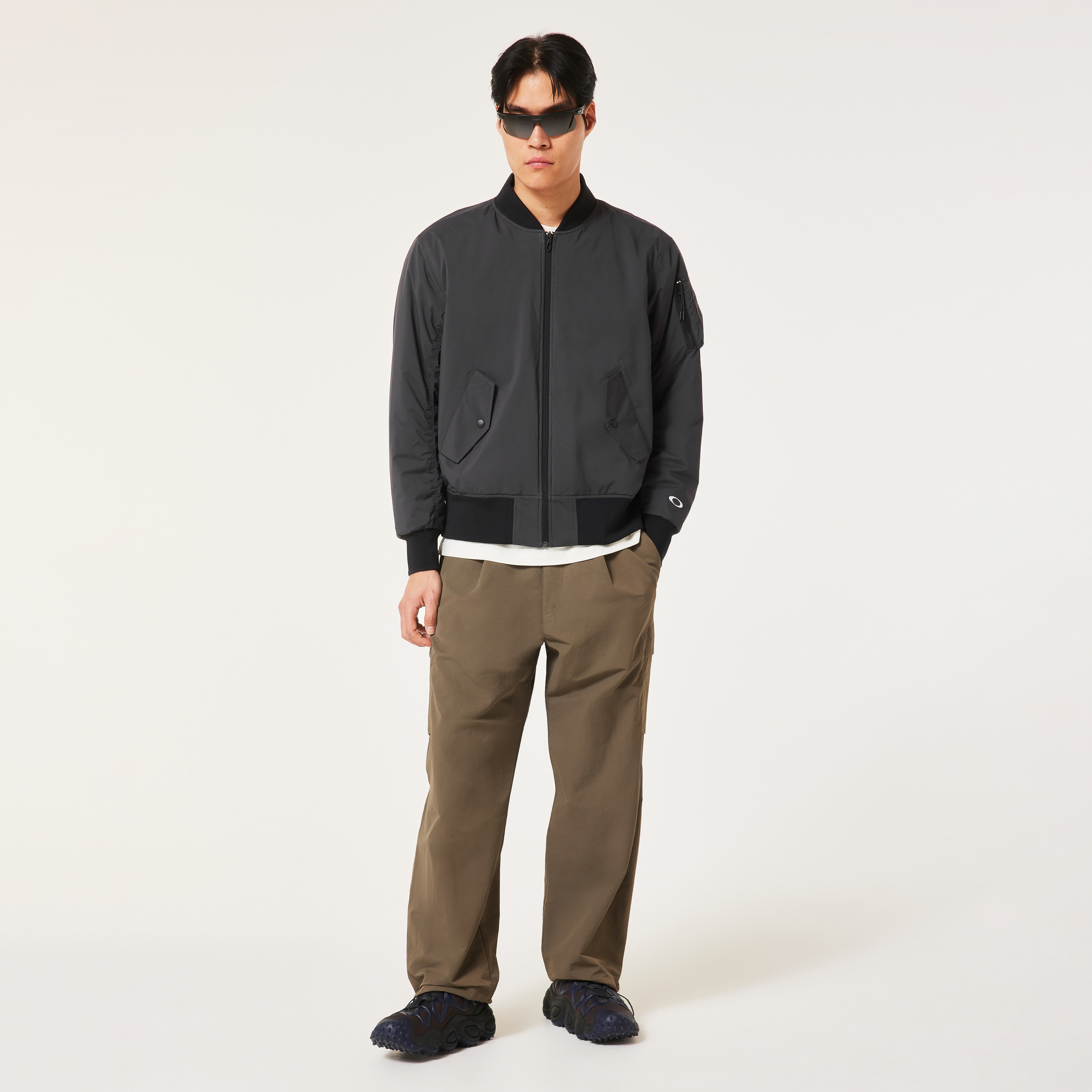 Oakley Enhance Mil Insulation Jacket 3.7 - Phantom | Oakley® 日本