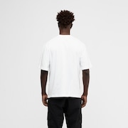 Camiseta Oakley Mad Lab Rubber Logo - White
