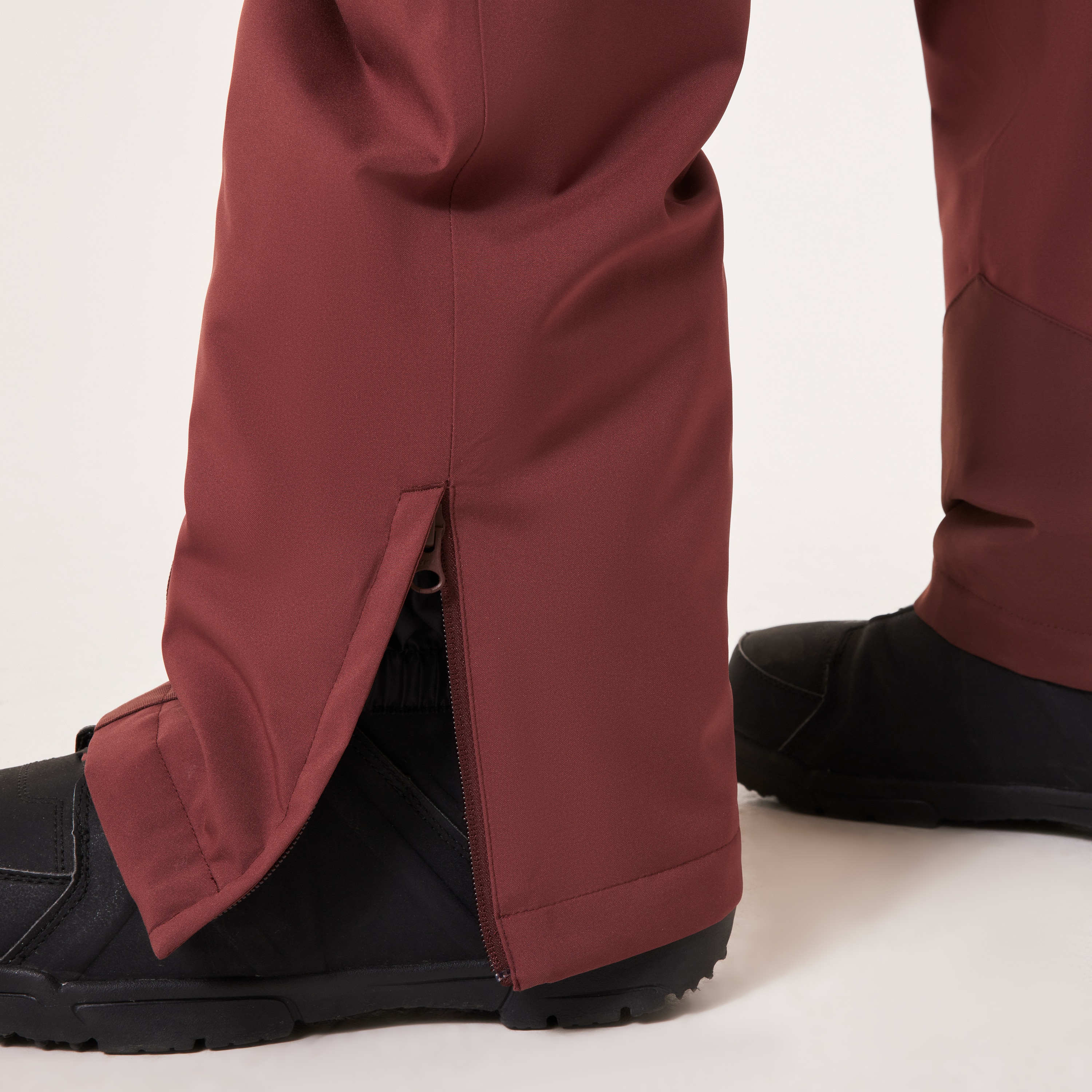 Oakley Axis Insulated Pant - Grenache | Oakley® US