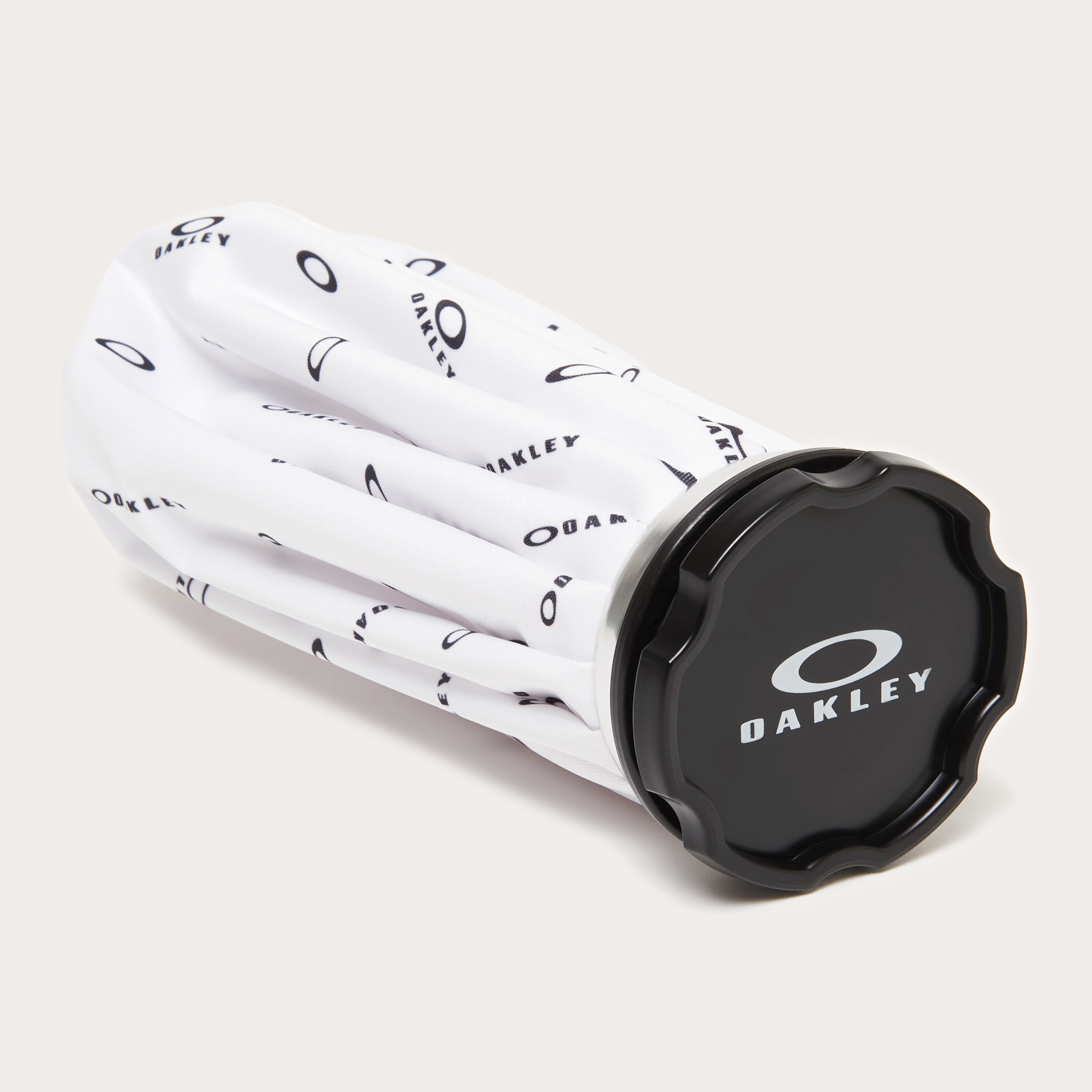 Oakley Essential Ice Bag 9.0 - White | Oakley® 日本