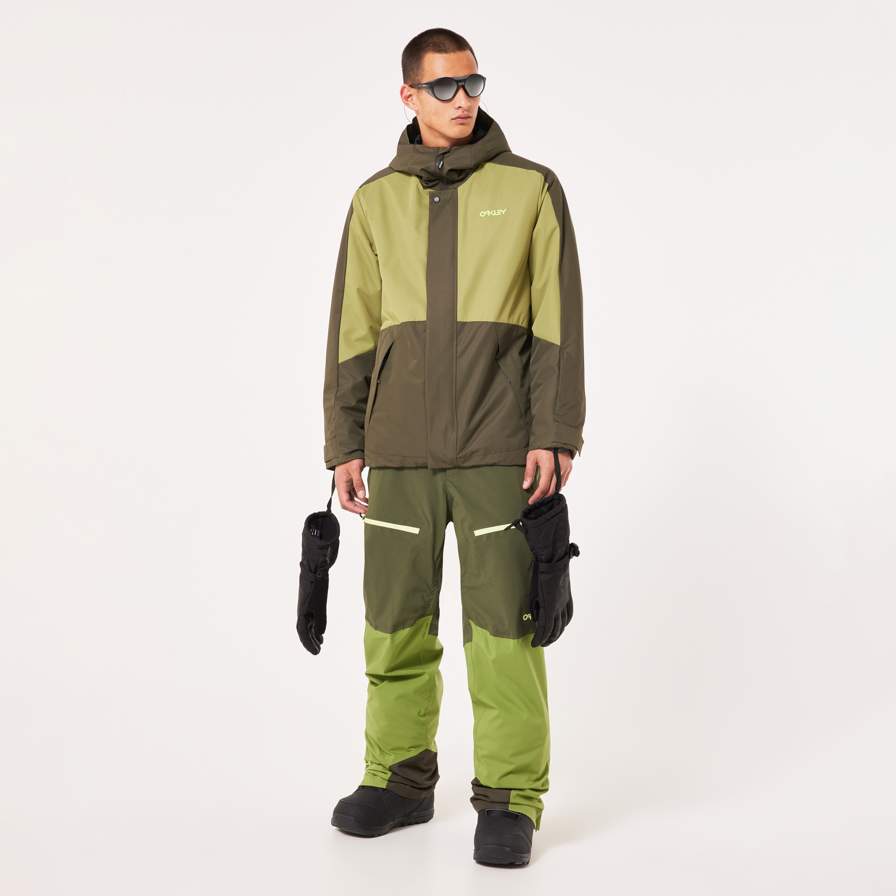 FOA406098__86L_omfb1.png?