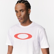 Camiseta O-Ellipse Tee - White