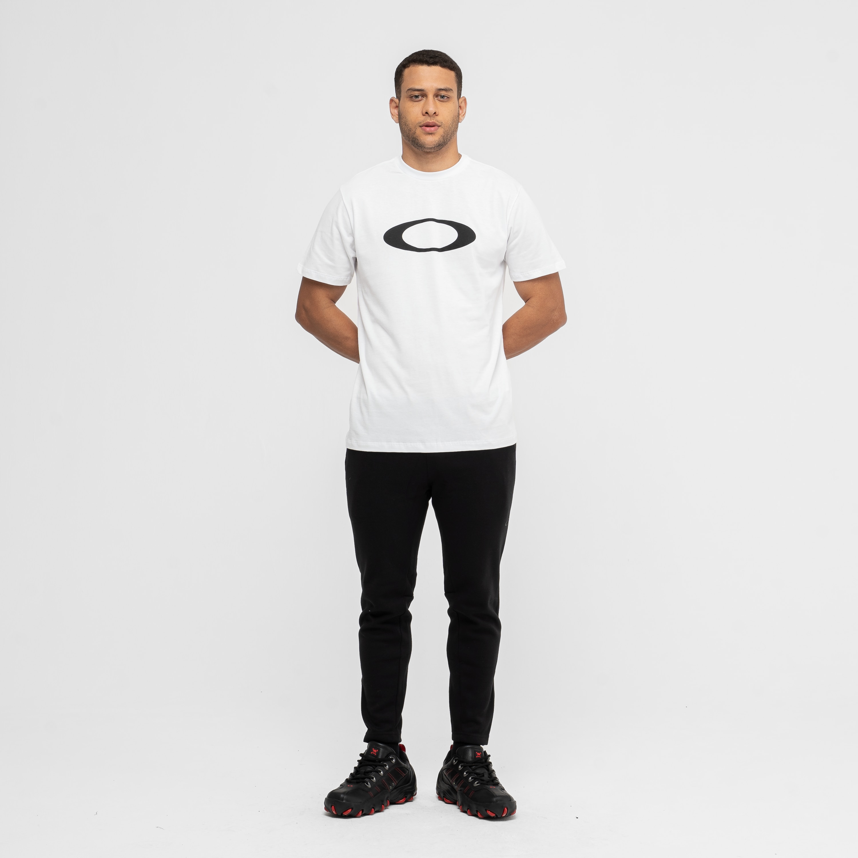 Oakley Camiseta O-Ellipse Tee em White | Oakley® BR