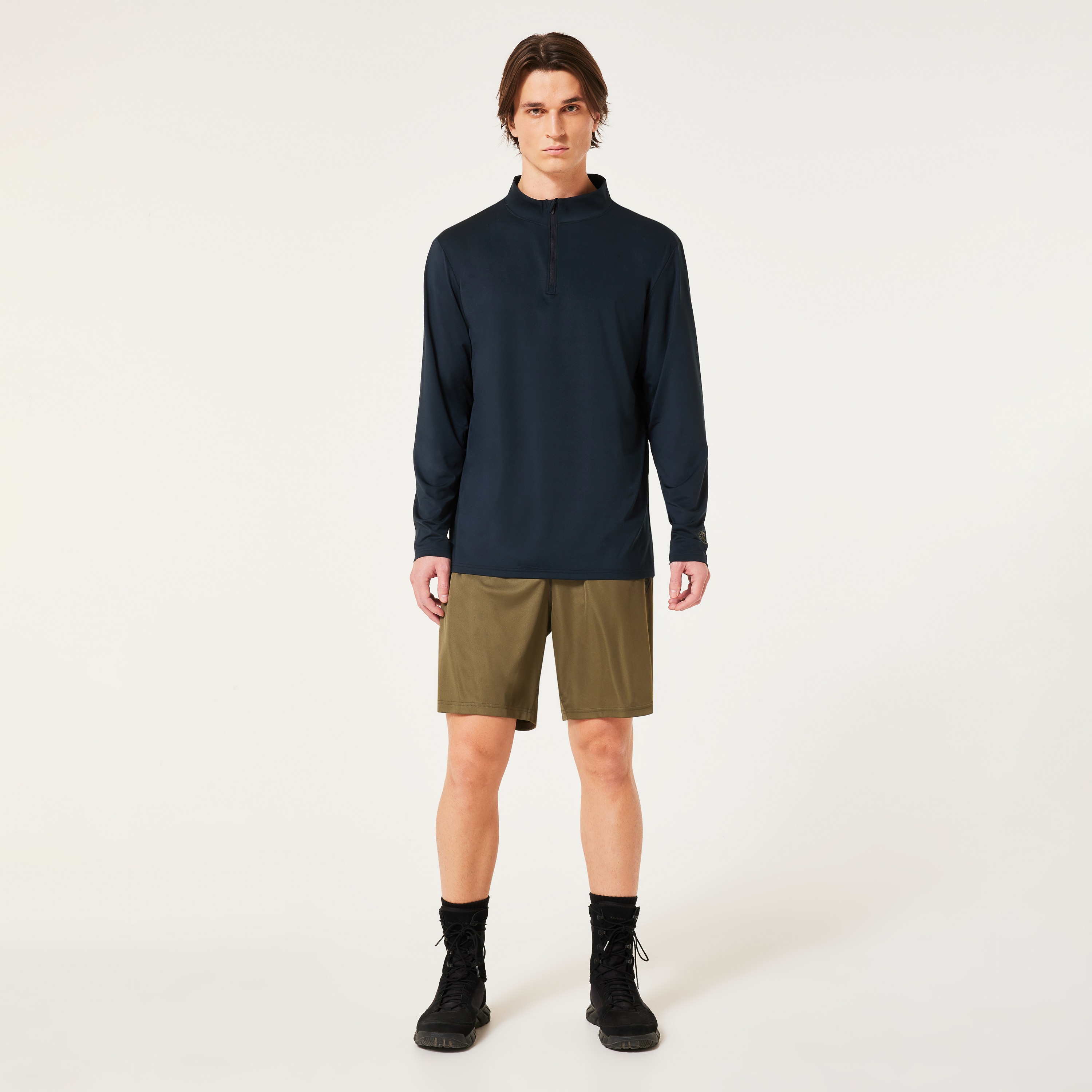 GQ　ケリーブルック Men's Black Pullover Quarter Zip - White KK Brand w/ White Kerry