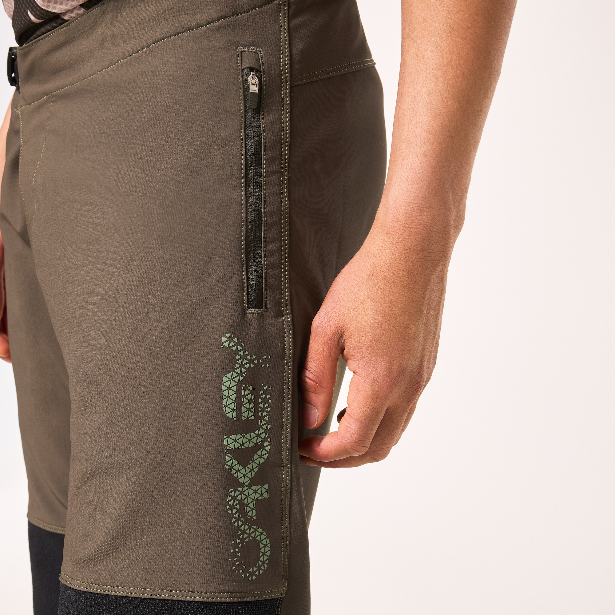 Oaklee Lace Short Pants