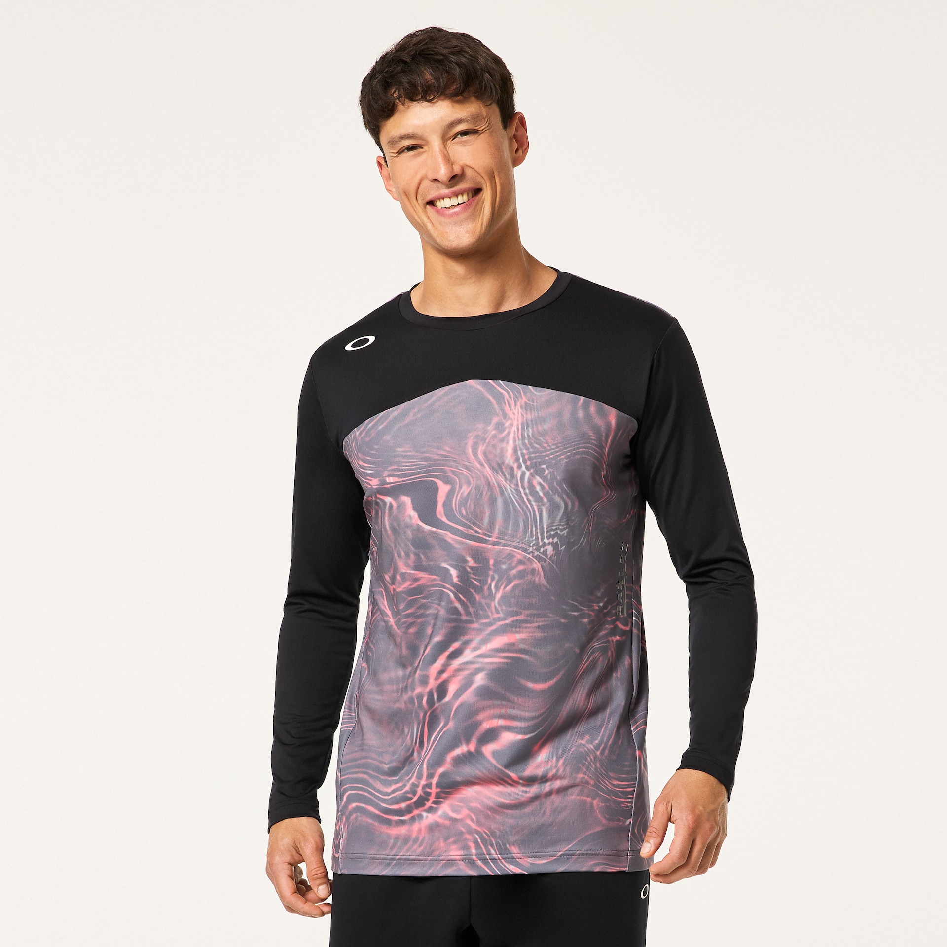 Oakely Graphics Oakley Striking Qd Ls Graphic Tee 4.0 - Pink Print | Oakley® 日本