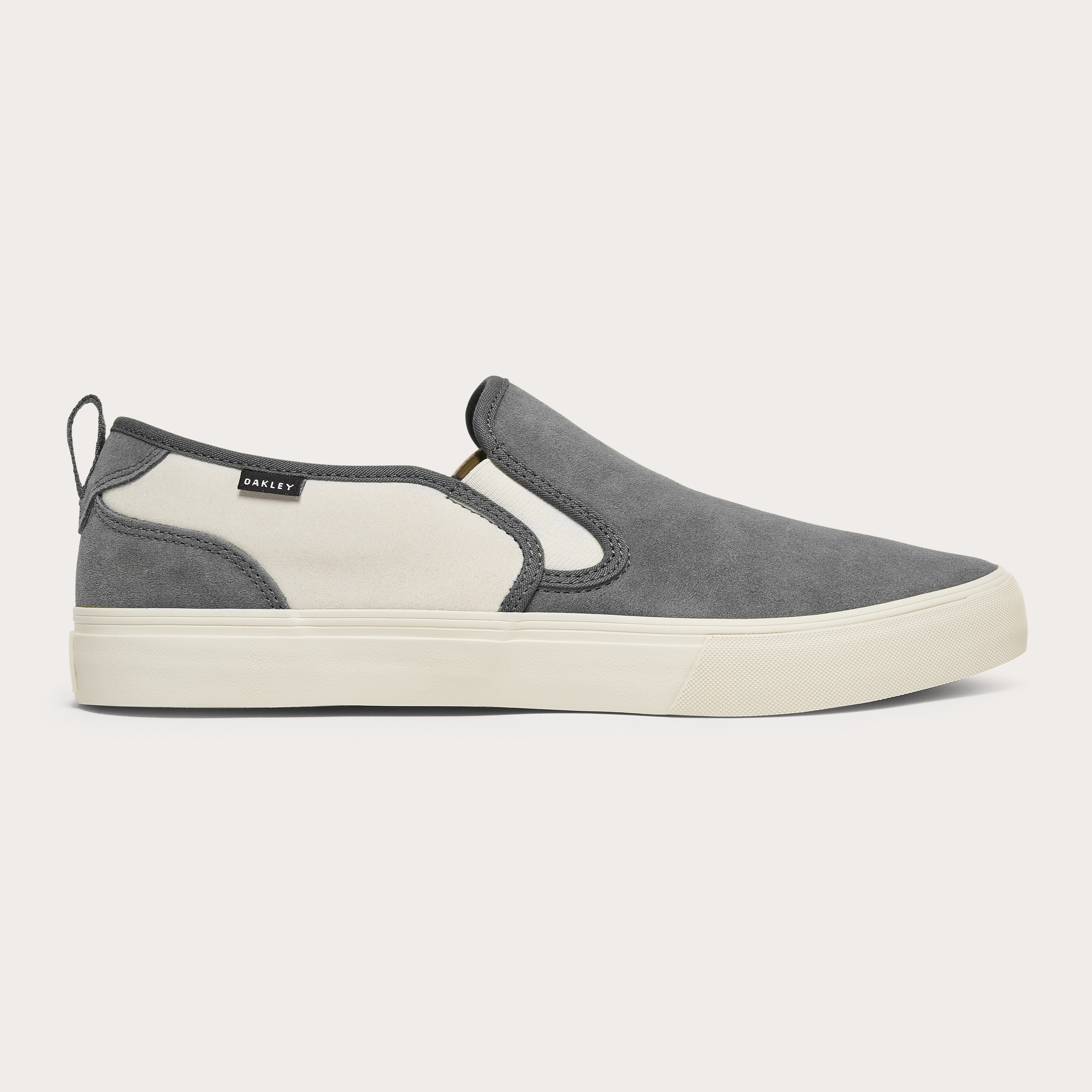 Oakley Banks Slip-On - Blackout - FOF100554-02E | Oakley® 日本