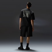 Reserve Momento Protopia Tee - Pitch Black