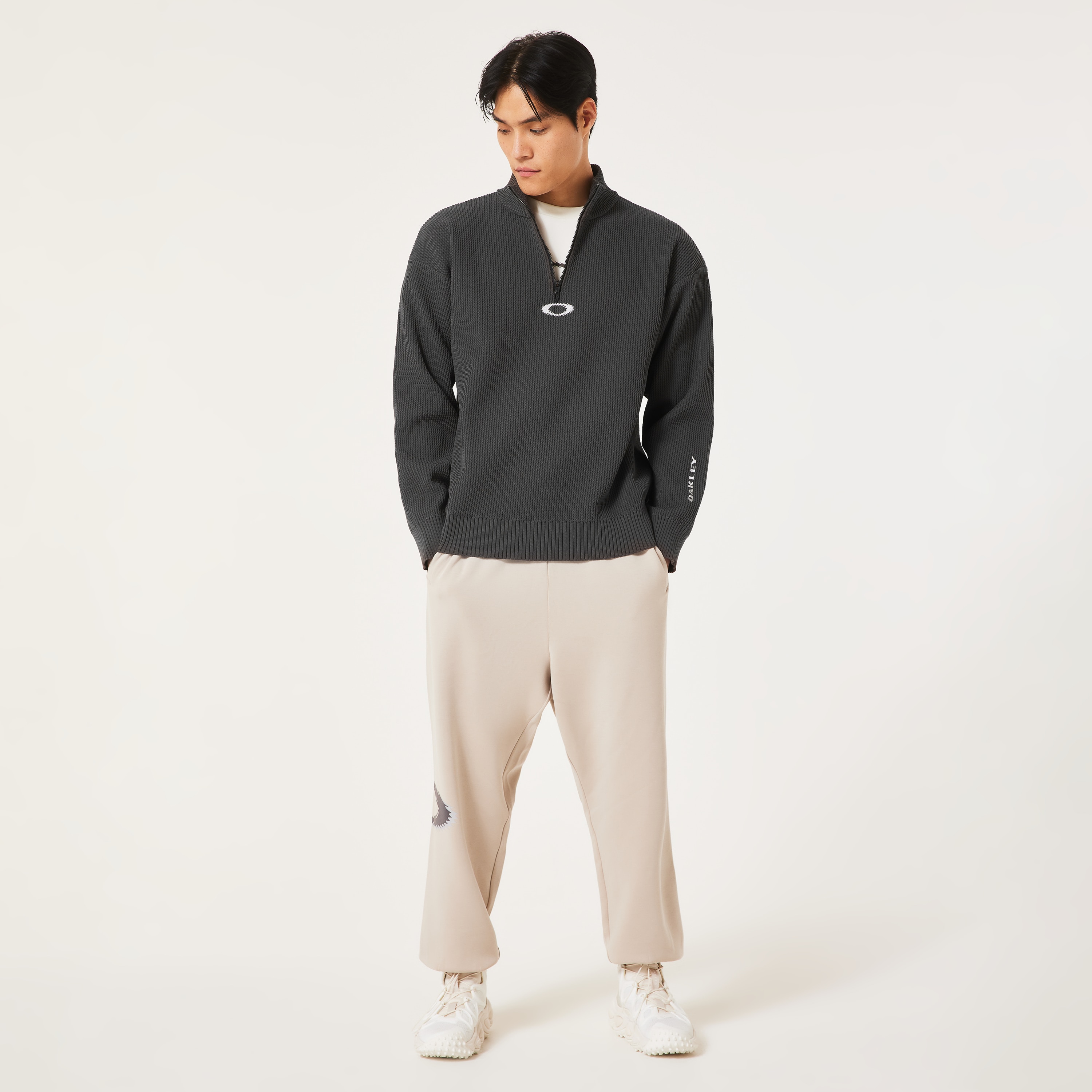 Oakley New Retro Sweater 1.0 - Faded Denim | Oakley® US