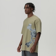 Back To Skull Big Graphic Tee - Rye