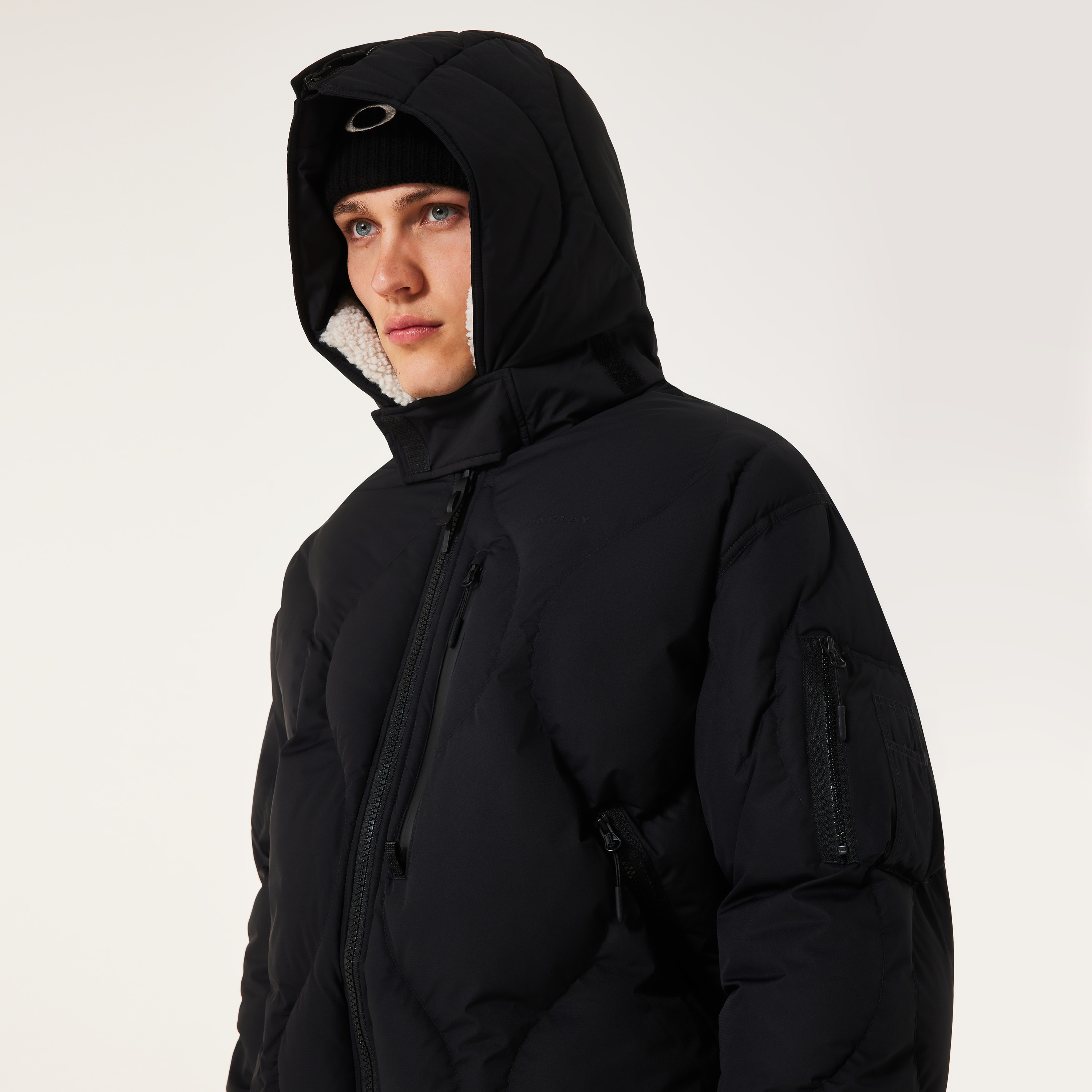 Oakley Urbanslope Puffer Jacket - Blackout | Oakley® US