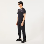 Slant Block Tee 12.0 - Blackout