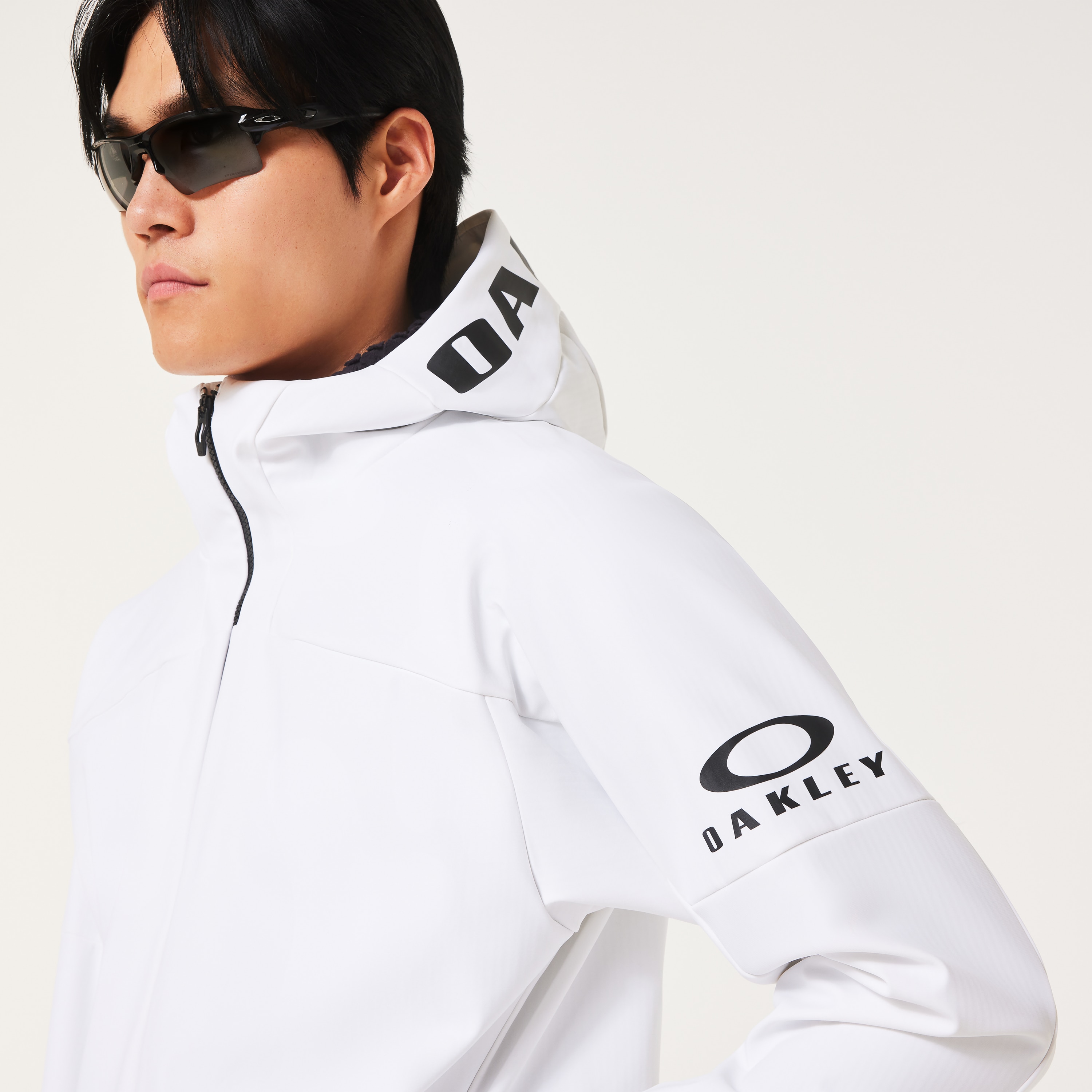 Oakley O-Fusion Warm Jacket 2.0 - White | Oakley® US
