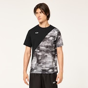 Slant Graphic Tee 8.0 - Black Print
