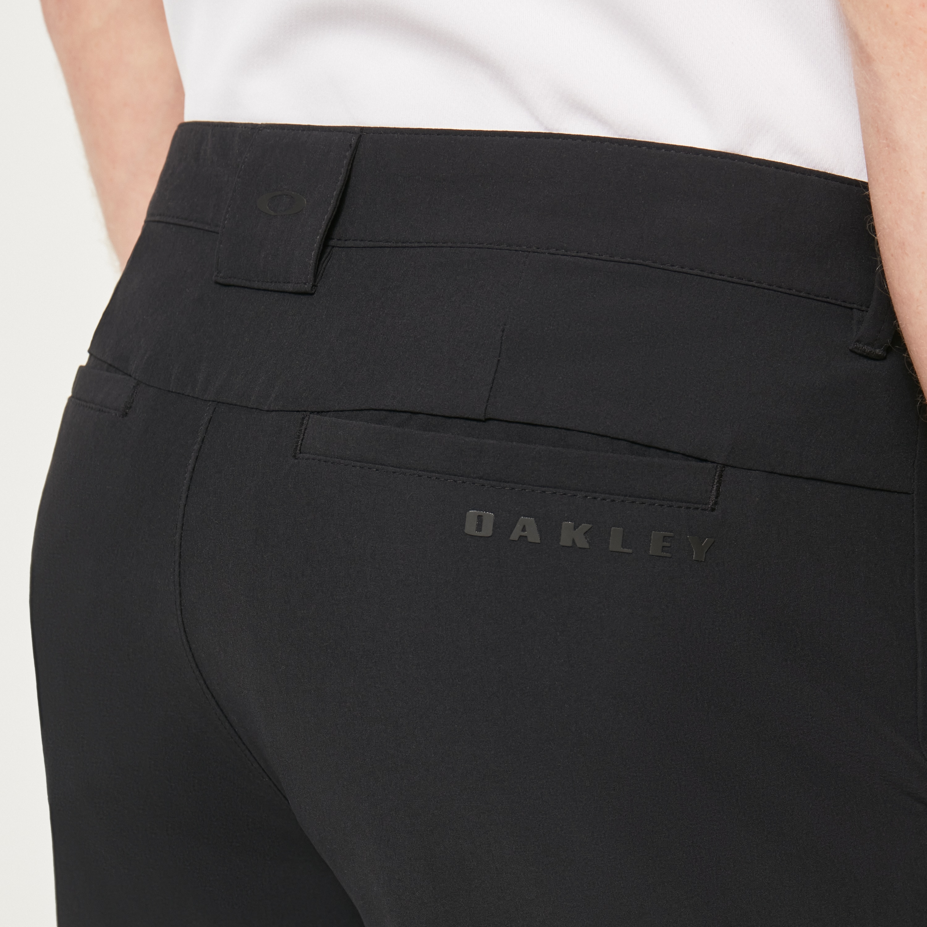 Oakley Men's Take Short 2.5