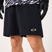 Striking Wind Shorts 9.0 - Pitch Black