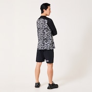 Striking Wind Shorts 9.0 - Pitch Black